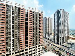 Spacious And Comfy 2Br With Extra Room At Meikarta Apartment