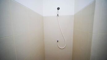 Spacious 2Br Combine Unit At Bale Hinggil Apartment