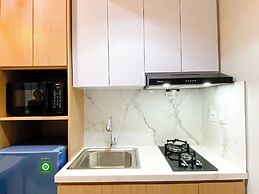 Homey And Minimalist 1Br Vasanta Innopark Apartment