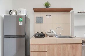 Tidy And Cozy 2Br Apartment At Royal Olive Residence