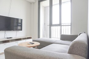 Tidy And Cozy 2Br Apartment At Royal Olive Residence