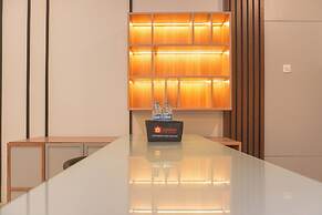 Comfort And Elegant 2Br Sudirman Suites Apartment