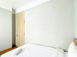 Comfort 2Br At Crown Court Executive Condominium Apartment