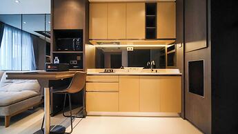 Modern And Cozy 2Br At Grand Sungkono Lagoon Apartment