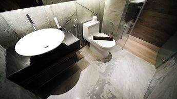 Modern And Cozy 2Br At Grand Sungkono Lagoon Apartment