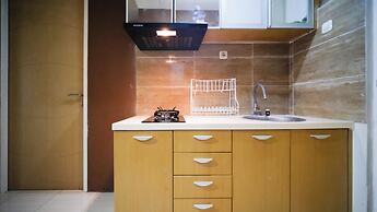 Comfy And Homey 2Br At Bale Hinggil Apartment