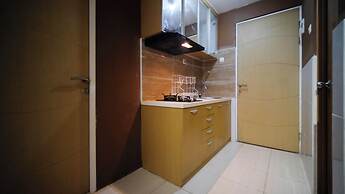 Comfy And Homey 2Br At Bale Hinggil Apartment