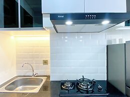 Best Deal And Cozy Studio Room Transpark Cibubur Apartment