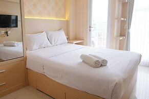 Good Deal Studio Apartment At Parahyangan Residence