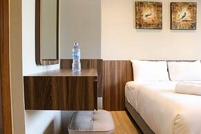 Simply Look Studio Room Gateway Park Lrt City Bekasi Apartment