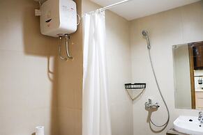 Simply Look Studio Room Gateway Park Lrt City Bekasi Apartment