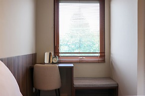 Simply Look Studio Room Gateway Park Lrt City Bekasi Apartment