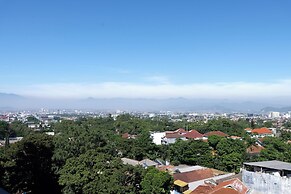 Spacious 2Br Apartment At Grand Setiabudi