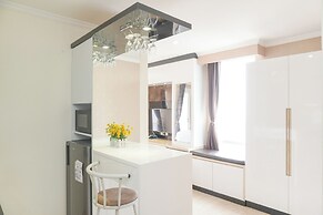 Best Choice And Nice Studio At Menteng Park Apartment