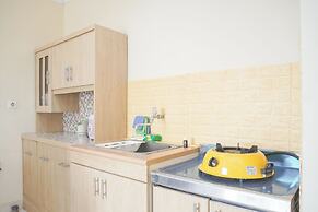 Homey And Nice 2Br At City Home Gading Riverview (Moi) Apartment