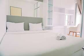 Scenic And Homey 2Br Apartment M-Town Residence Near Mall