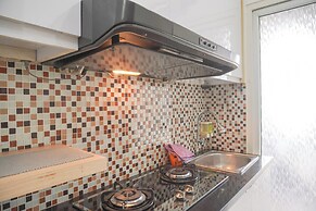 Nice And Modern 2Br At Green Pramuka City Apartment