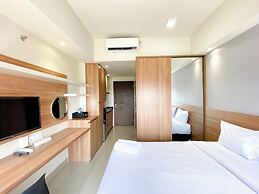 Minimalist And Homey Studio Apartment At Mustika Golf Residence