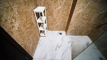 Modern And Cozy 1Br At Grand Sungkono Lagoon Apartment