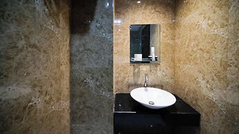 Exclusive And Spacey 3Br At Grand Sungkono Lagoon Apartment