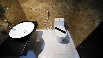 Exclusive And Spacey 3Br At Grand Sungkono Lagoon Apartment