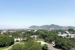 Spacious and Combine 3Br At The Edge Bandung Apartment