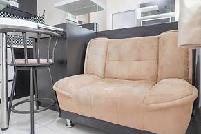 Cozy Stay 1Br At Green Pramuka City Apartment