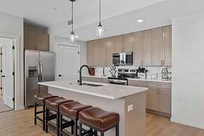 Southern Comfort 2 Bedroom Condo