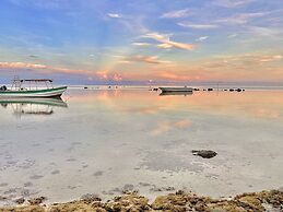 Niu Beach Hotel Moorea