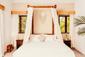 Enigmatic Hotel Experience