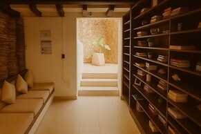 Enigmatic Hotel Experience