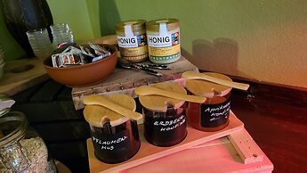 Pension Zur Neuenburg