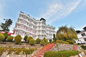 Hillcrest Resort by DLS Hotels