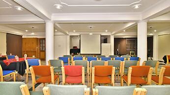 Hillcrest Resort by DLS Hotels