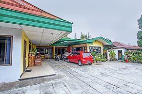 OYO 92534 Fajar Indah Guest House