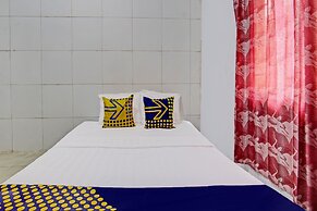 SPOT ON 92535 Guest House Pak Darso