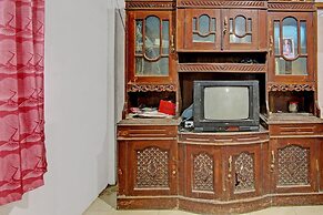 SPOT ON 92535 Guest House Pak Darso