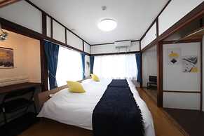 Chelsea Hatsudai 201