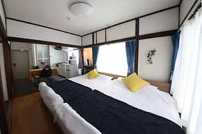 Chelsea Hatsudai 201