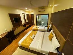 Hotel Pearls BKC Inn