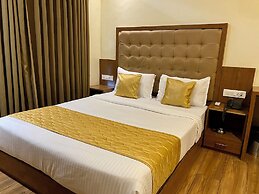 Hotel Pearls BKC Inn