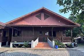 Channes Guest House Syariah