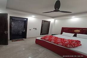 Mintstar Apartment And Suites, East Of Kailash