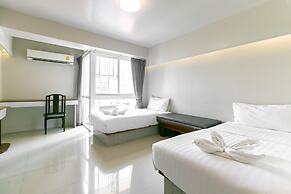 A Room Bangkok Sathorn