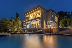 Cleo Lake Kivu Hotel