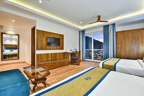Ark Holiday Inn By DLS Hotels