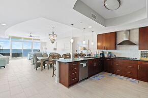 Turquoise Place 1108 D