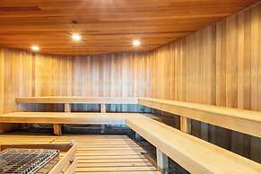 Turquoise Place 1108 D