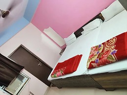 Goroomgo Shivay Guest House Varanasi