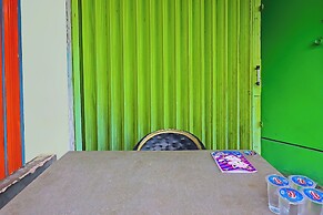 SPOT ON 92538 Joyoakis Homestay SyariahNearMall Nagoya Hill